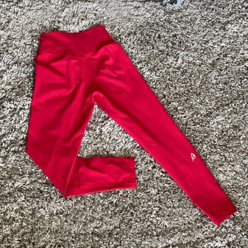 P’tula Taylor “Stay True” in Hot Toddy Red (M)